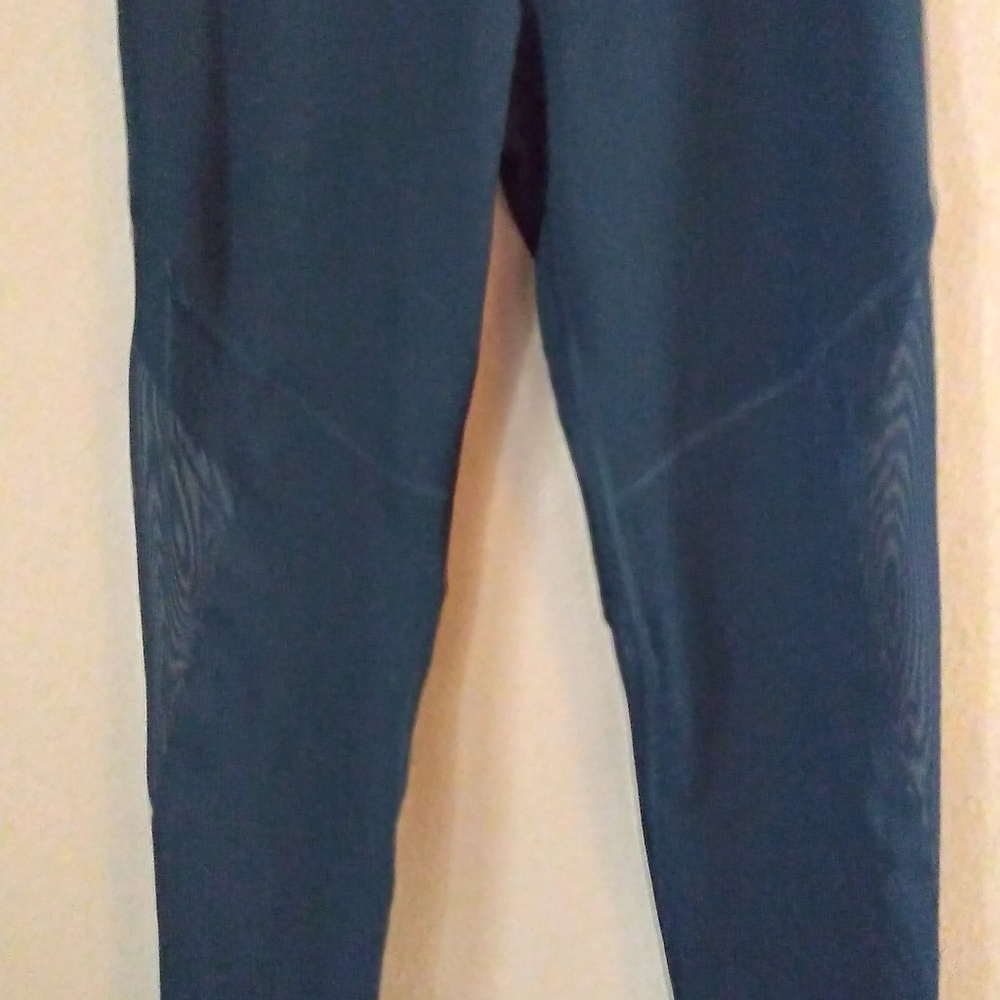 Victoria Secret Knockout Capri